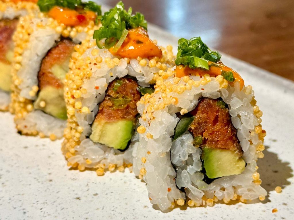 Spicy tuna maki