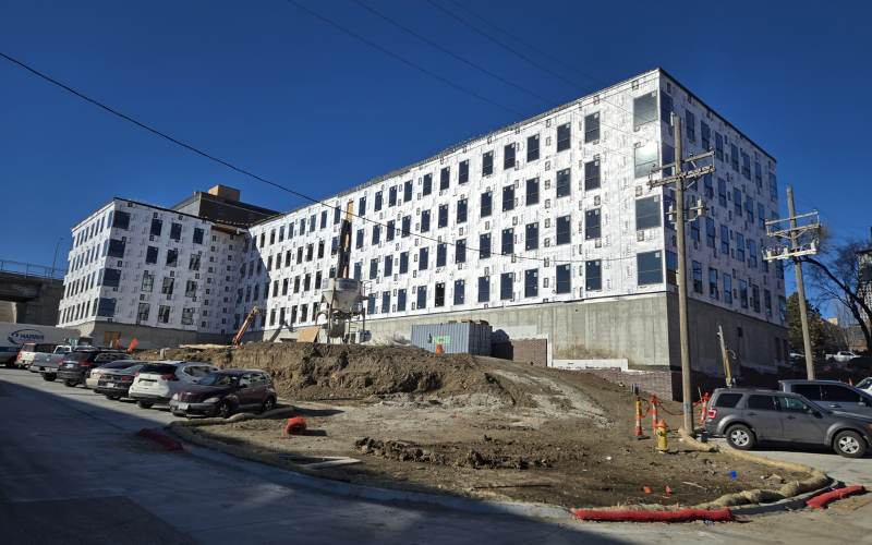 Apartment Building at 1508 Marcy Is Fully Enclosed