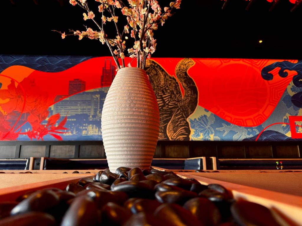 Blue Sushi Legacy decor