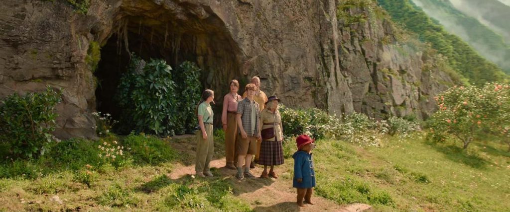 Paddington and his family in Peru
