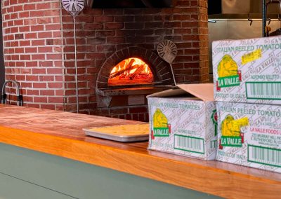 Pizza prep counter