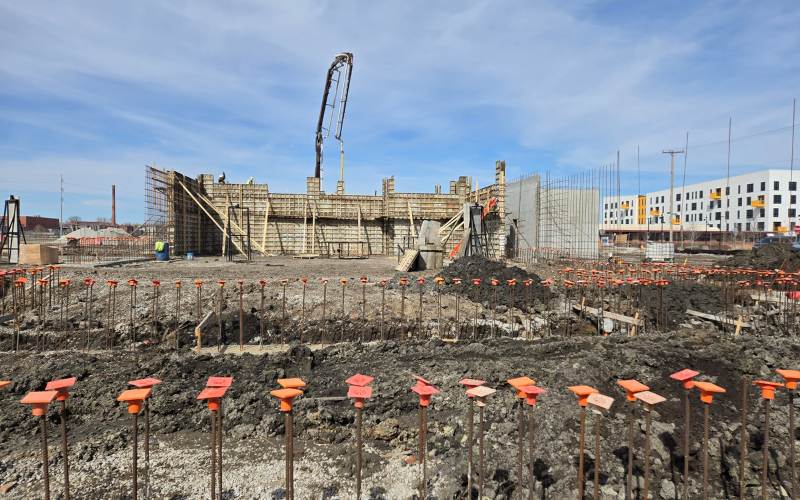 Construction Goes Vertical on “The Frame”
