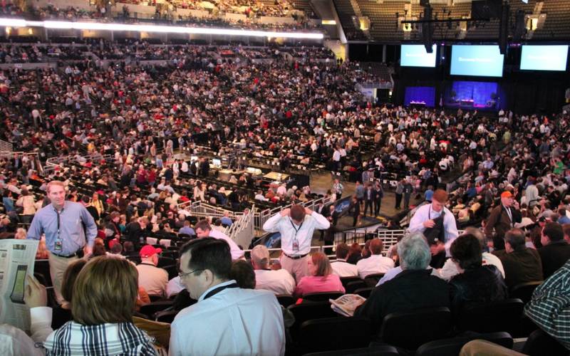 Omaha Welcomes Thousands for Berkshire Hathaway Weekend