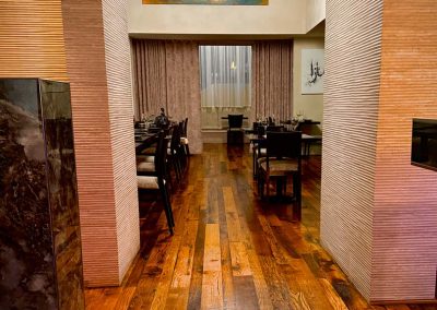 Mazza entry to dining area