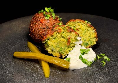 Mazza falafel inside